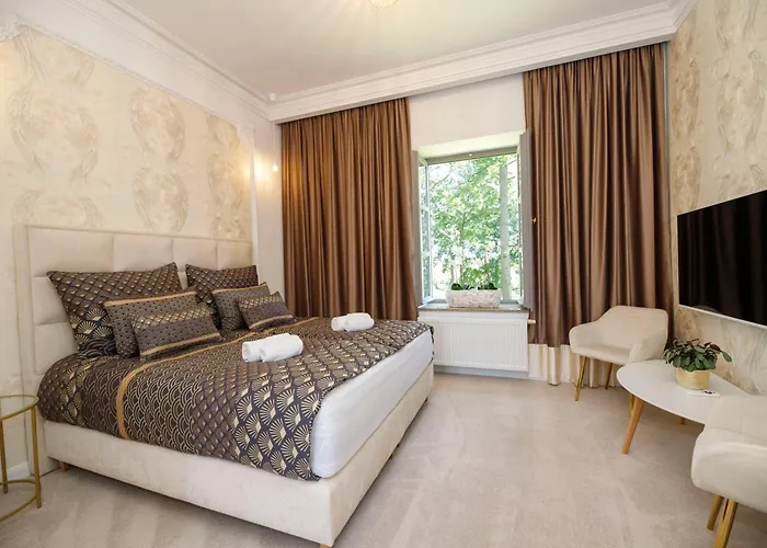 Zamek Kvasetice Hotel 4*